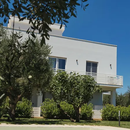 Pilone Del Monaco - Pool & Free Parking *